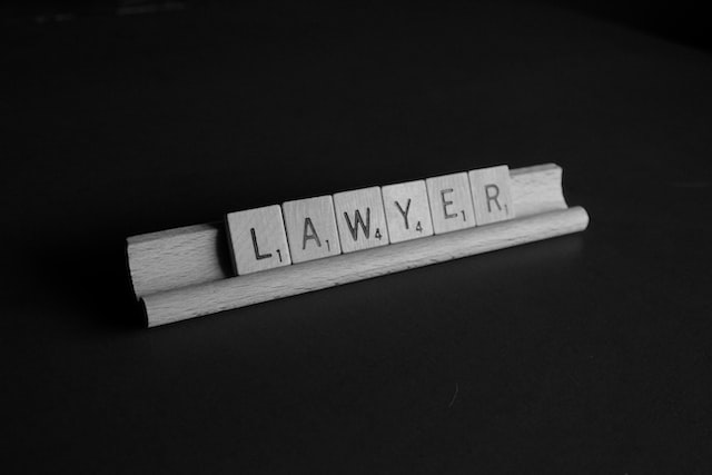 How to Hire a Lawyer in Germany